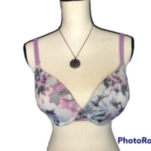 PINK Victoria's Secret Other - PINK Victoria's Secret Wear Everywhere Bra